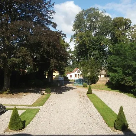 Château De Bussus Maison d'hôtes Yaucourt-Bussus