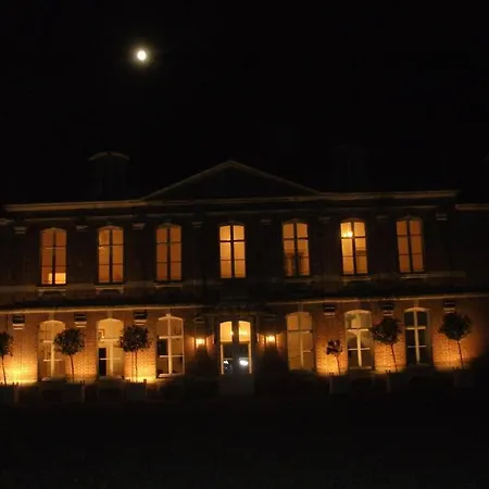 Maison d'hôtes Château De Bussus Yaucourt-Bussus