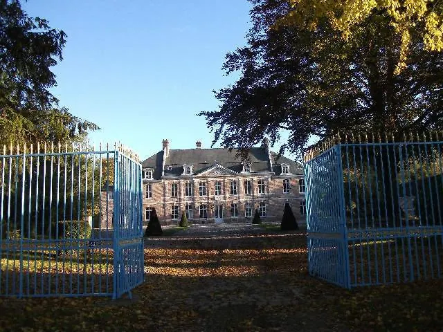 Chateau De Bussus Yaucourt-Bussus
